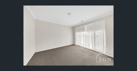 I O N | EIGHTY-TWO | PARKHURST - Photo 2