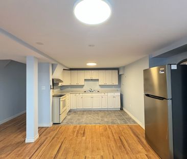 For Lease - 22 Willow Fern Drive Unit# Unit 1, Barrie, Ontario - Photo 3