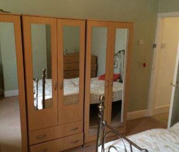 4 bedroom house share to rent - Photo 3