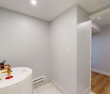 For Lease - 545 Northcliffe Boulevard Unit# Lower, Toronto, Ontario - Photo 1