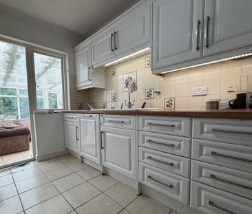 3 bedroom bungalow to rent - Photo 5
