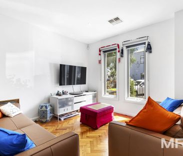 Timeless elegance - Photo 6