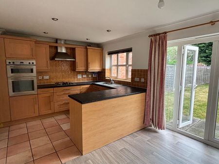 Huntington Court, Wellesbourne - Photo 5