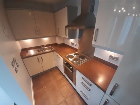 Brooklyn House, Milton Keynes, MK9 - Photo 3