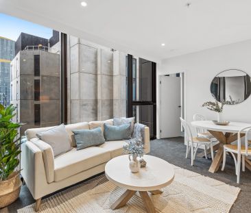 Sleek, Stress-free Inner-City Style Fully Furnished Apartment - Photo 1