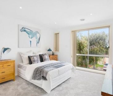 Location Location! - Photo 3