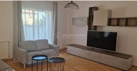Casa 4 camere - Ghimbav - Fotografie 2