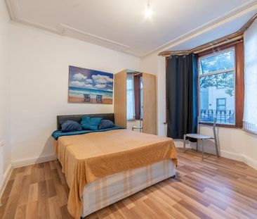 Room in a Shared House, Studley Rd, SW4 - Photo 3