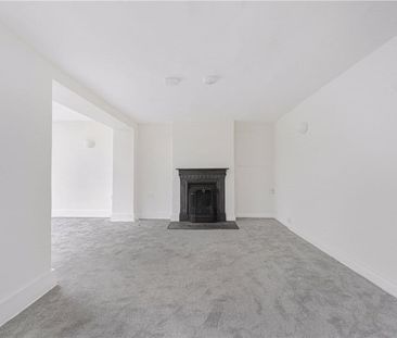 A detached four bedroom house situated within the Village of South ... - Photo 2