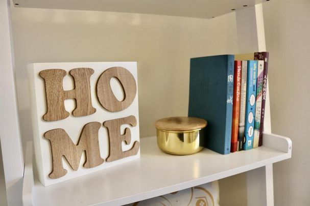 1 bedroom in a house share to rent - Photo 1