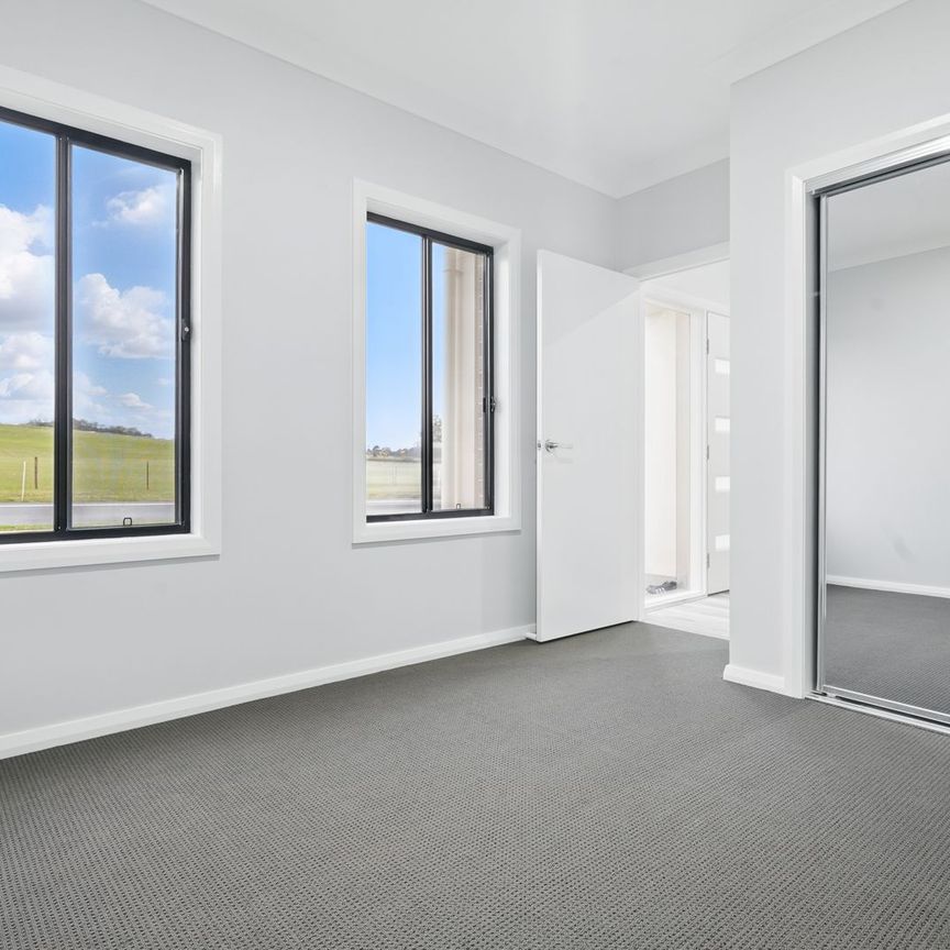 Brand New Family Home - Photo 1