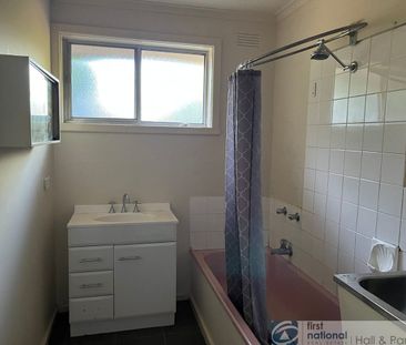 3/14 Benga Avenue, Dandenong, Vic 3175 - Photo 6