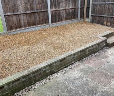 Brookside, Uxbridge, UB10 - Photo 3