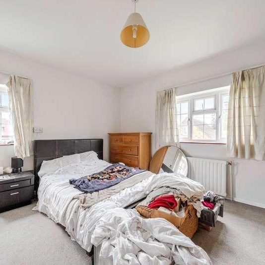 St. Lawrence House, Bagshot Road, Chobham, Woking, Surrey, GU24 - Photo 1