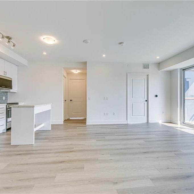 For Lease - 2343 Khalsa Gate Unit# 230, Oakville, Ontario - Photo 1
