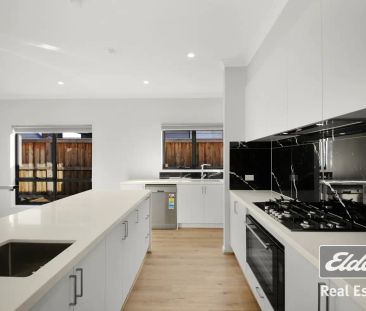 49 Hoffman Crescent, Truganina VIC 3029 - Photo 3