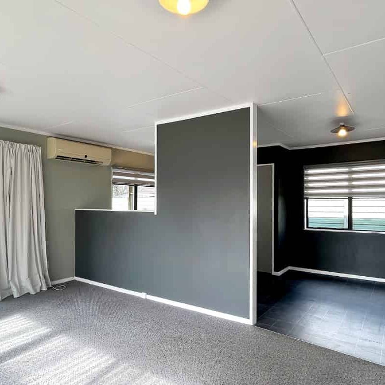 KELVIN GROVE - 3 BEDROOMS - Photo 1