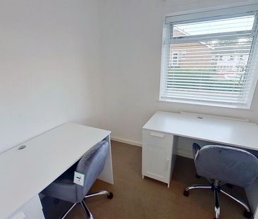 2 bedroom semi-detached house to rent - Photo 6