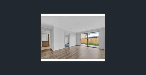 MODERN THREE-BEDROOM HOME IN THE ELEMENTS ESTATE - Photo 1