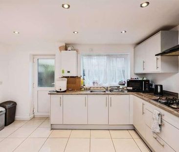 Dinas Street, Plasmarl, Swansea, SA6 - Photo 1