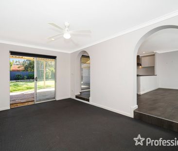 Charming 5 x 2 in sought after Greenwood! - Photo 3