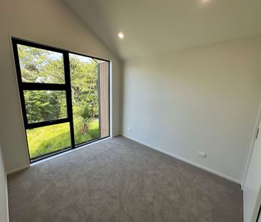 Brand New Four Bedroom Mount Albert - Photo 2