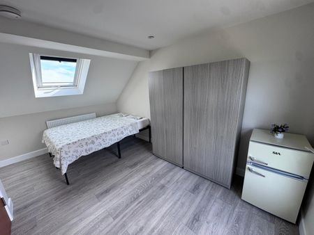 Room in a Shared House, Stonebridge Lock Cottages, N17 - Photo 3