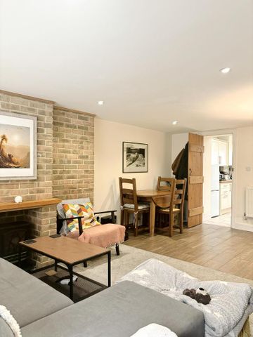 2 bedroom end of terrace house to rent - Photo 5