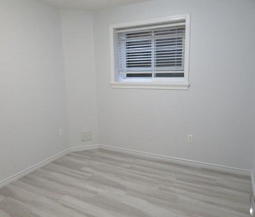 Lower 2881 Malibu Court - Photo 6