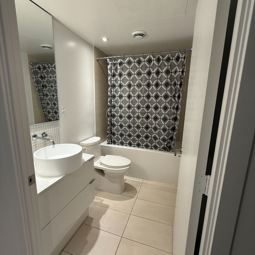 For Lease - 185 Roehampton Avenue Unit# 311, Toronto, Ontario - Photo 1