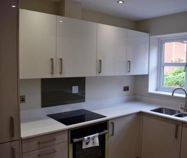 2 bedroom detached house to rent - Photo 5