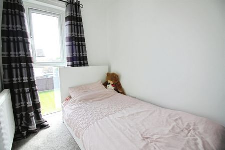 Marsett Way, Leeds - Photo 3
