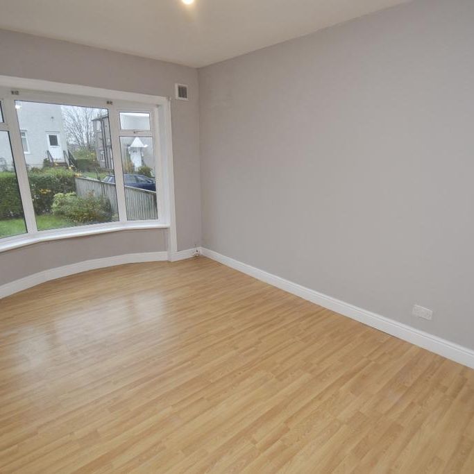 2 bedroom ground floor flat to rent - Photo 1