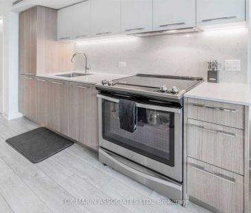 Riverside Square Lofts 15-45 , #803 - Photo 6