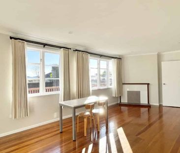 719 Te Atatu Road, Te Atatu Peninsula - Photo 1
