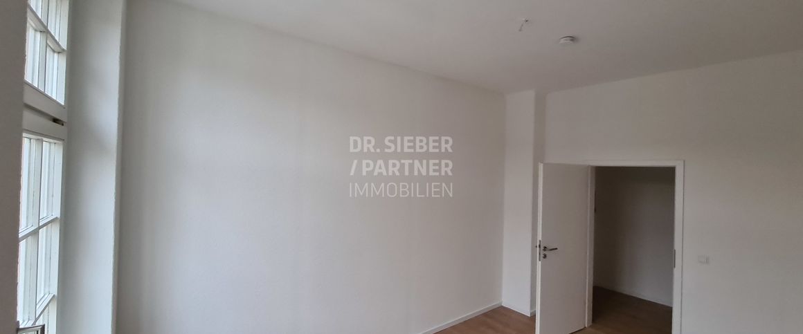 Weißenfels - *neu sanierte 2 Zimmerwohnung*zentral gelegen*2. OG* - Foto 1