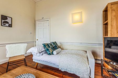 3 bedroom serviced apartment to rent - Photo 5