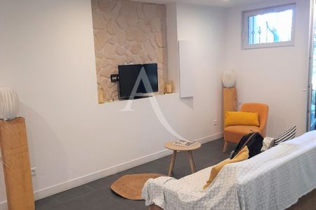 Appartement Sète 2 pièce(s) 56.70 m2 - Photo 4