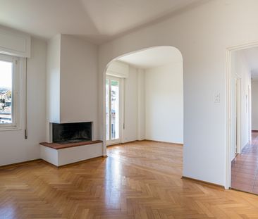 LUGANO – ATTICO CON TERRAZZO TRA STORIA E ARTE - Photo 2