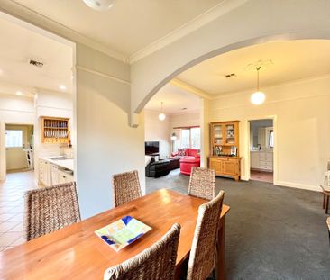 Beautiful and Plenty of Room to Relax! - Furnished & Serviced - Photo 6