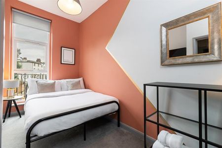 1 bedroom Flat To Let - Photo 3