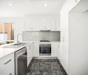 1/30 Napier Street, Rooty Hill NSW 2766 - Townhouse For Rent | Domain - Photo 4