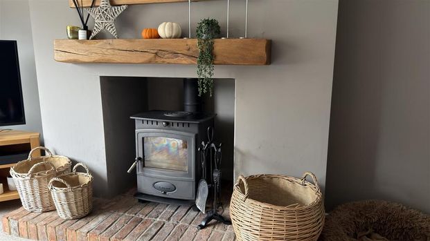 4 bedroom detached house to rent - Photo 1