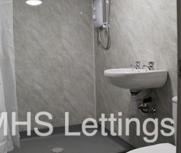 1 Bedroom Bedsit for rent in Midland Road - Photo 3