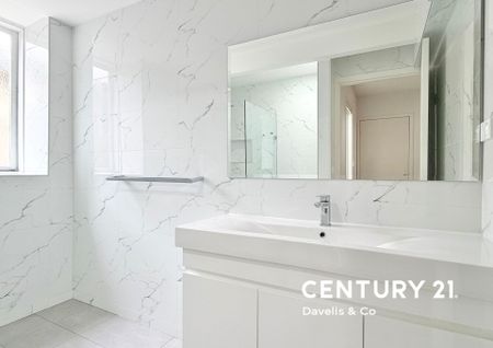 Perfect Family Home - Photo 3