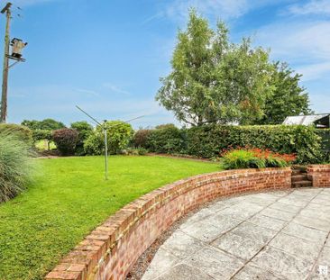 2 bedroom terraced house to rent - Photo 3