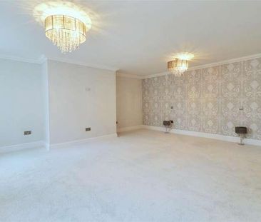 Montpellier Spa Road, GL50 - Photo 1