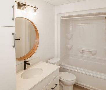 Birmingham: Black Accents – Executive Suite – 710 Westminster, Winn... - Photo 5