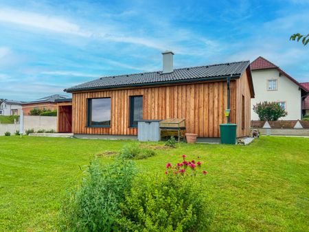 WALDVIERTLERTRAUM – Holzmassivhaus mit Carport und Garten in Loiwein - Photo 5