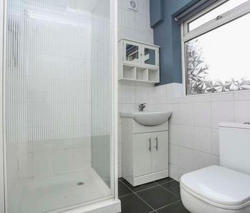 Cowper Close, Bromley, BR2 - Photo 6